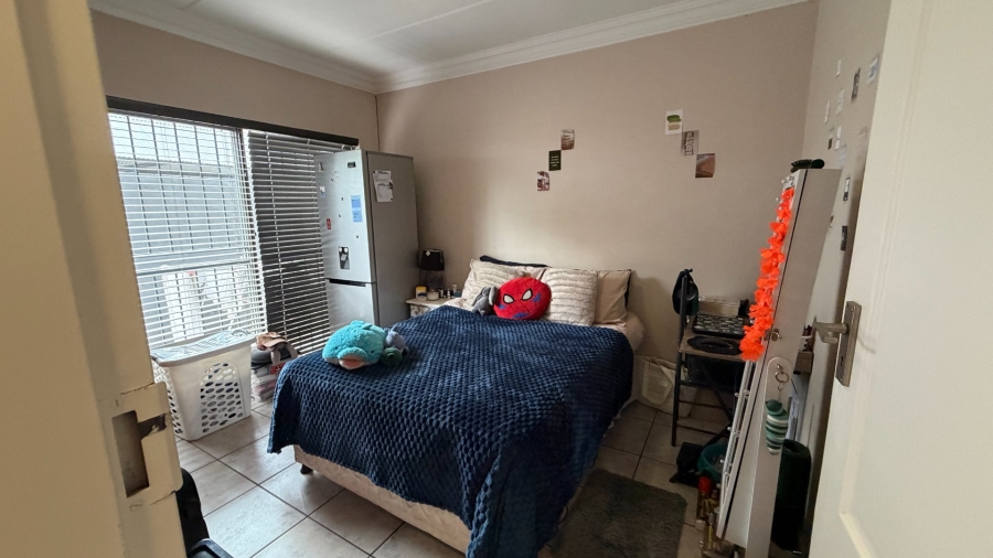 2 Bedroom Property for Sale in Bult South North West